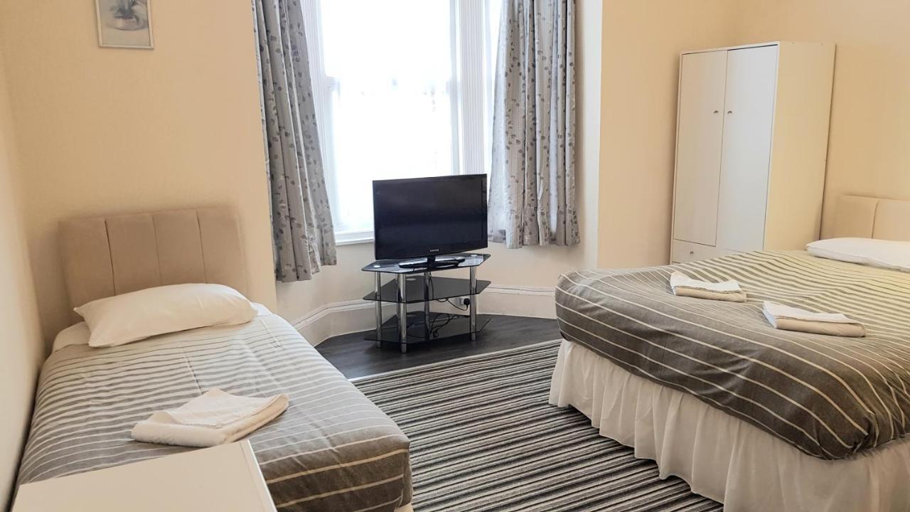 Malvern Hotel Sandown Bagian luar foto