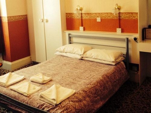 Malvern Hotel Sandown Bagian luar foto